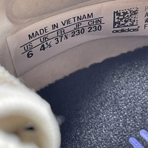 Adidas Ultraboost 21 Primeknit White Cream Womens Size 6 Running Shoes FX7730 - Picture 9 of 9